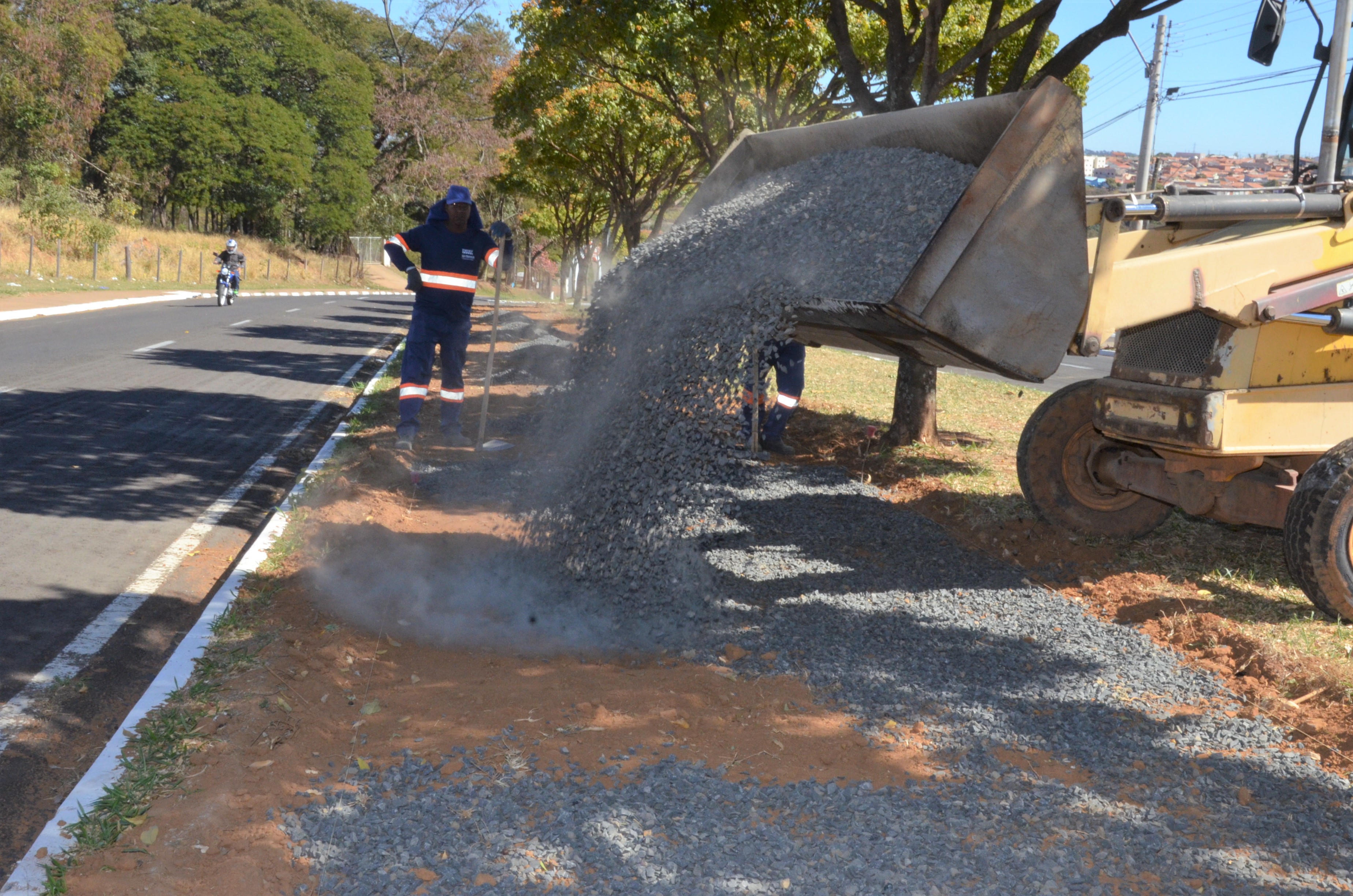 Prefeitura amplia ciclovia entre Leporace e Luiza