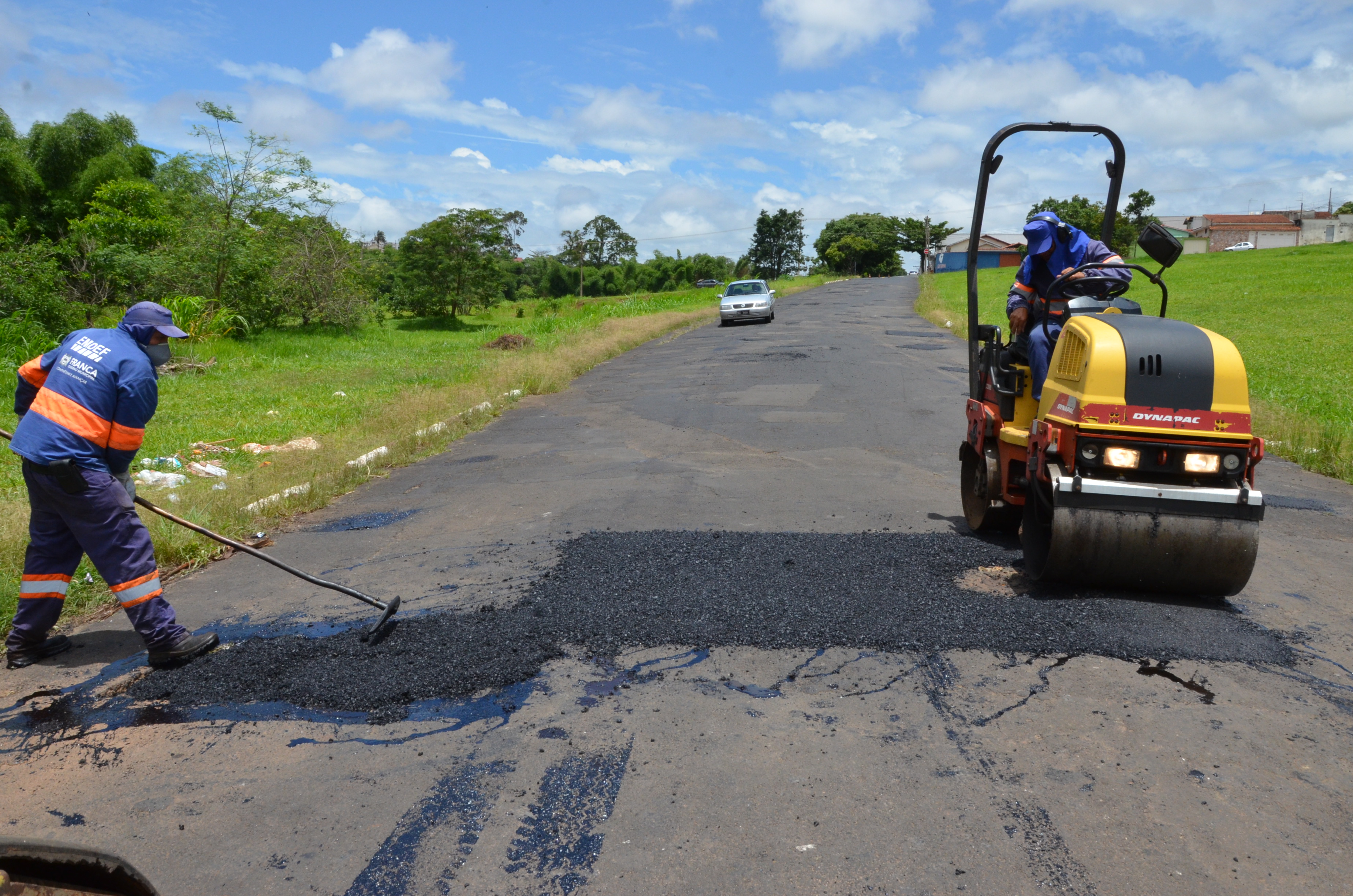 Remendo asfáltico será realizado neste sábado por equipes da EMDEF