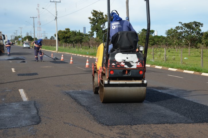 Emdef reforça operação de remendo asfáltico