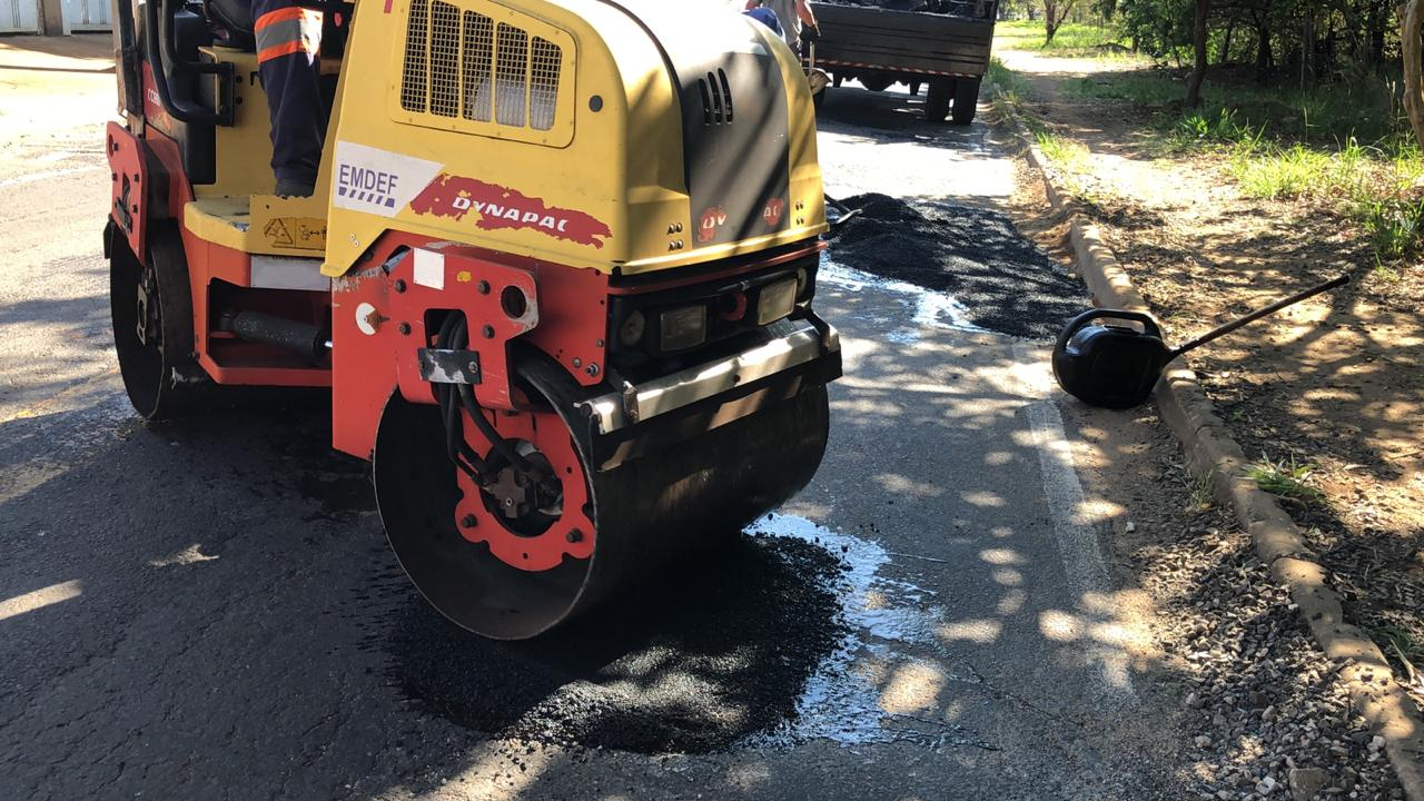 Remendo asfáltico presente em três regiões