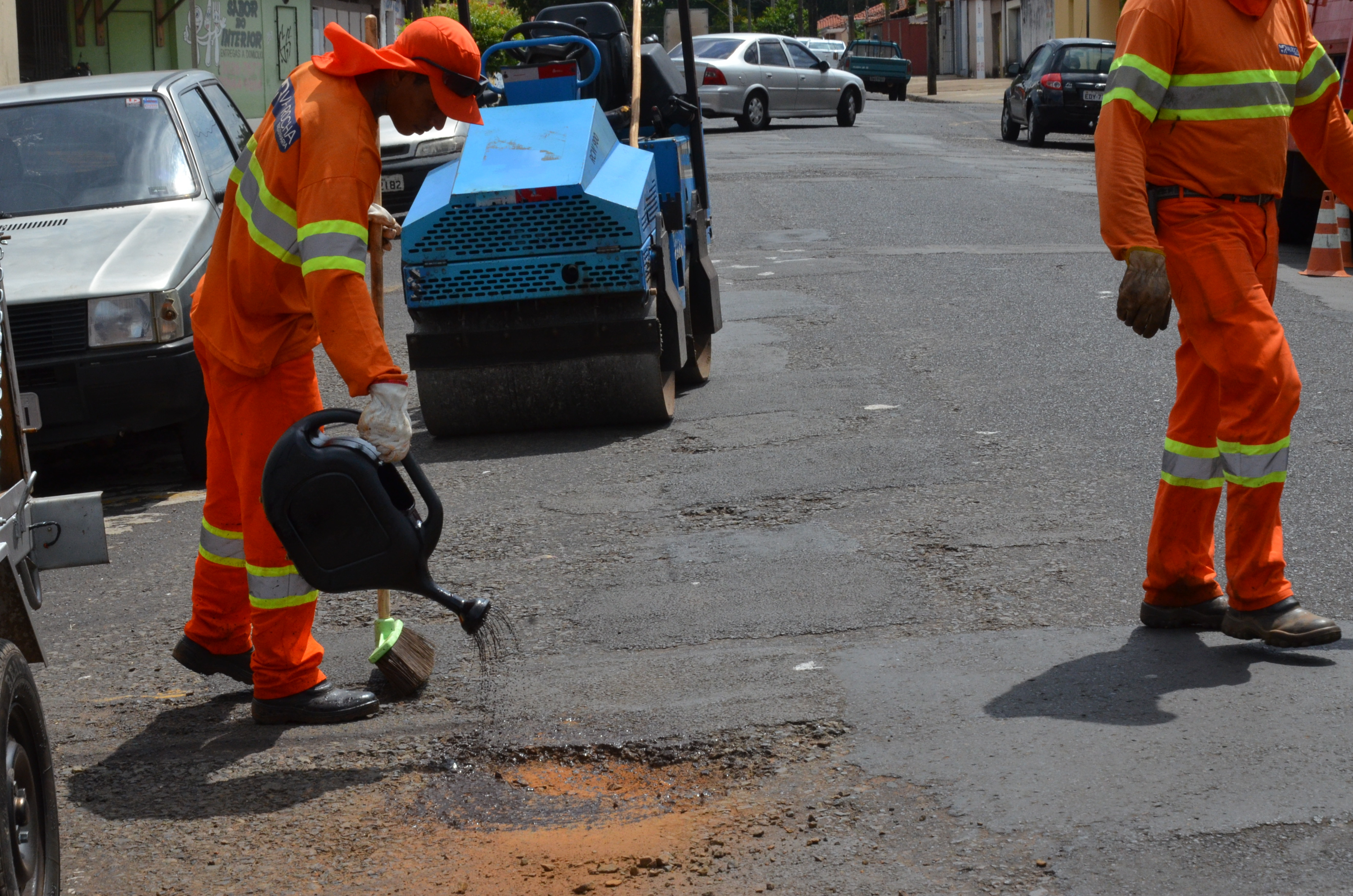 Prefeitura aplica mais R$ 196 mil em remendo asfáltico