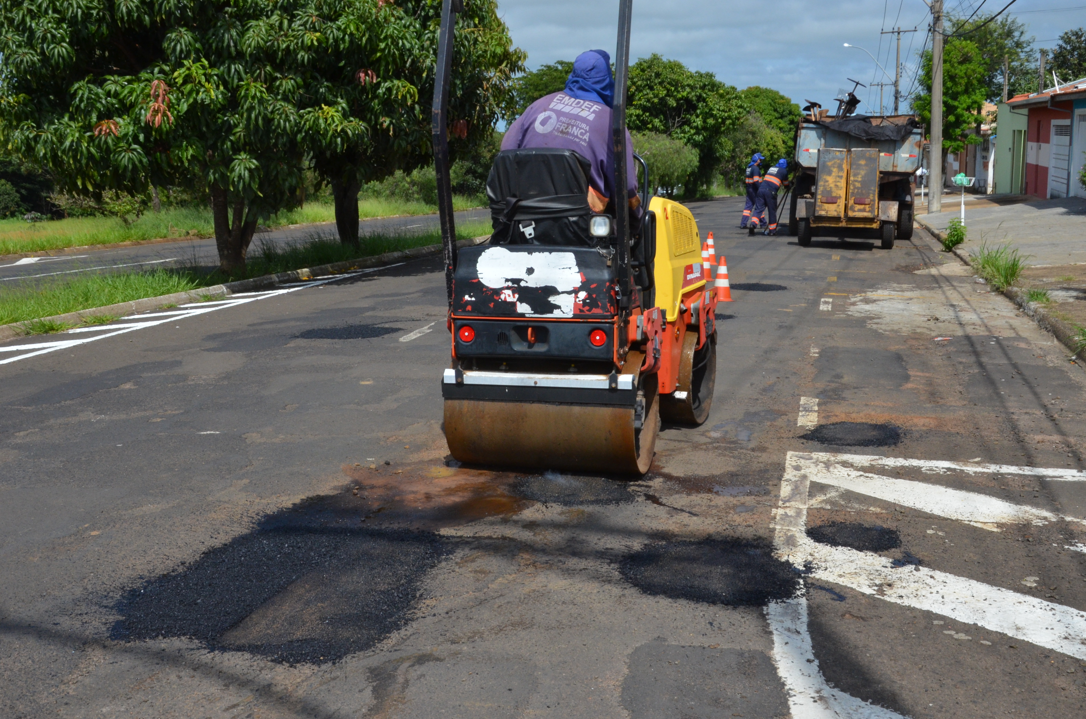 Remendo asfáltico também percorre na região Norte