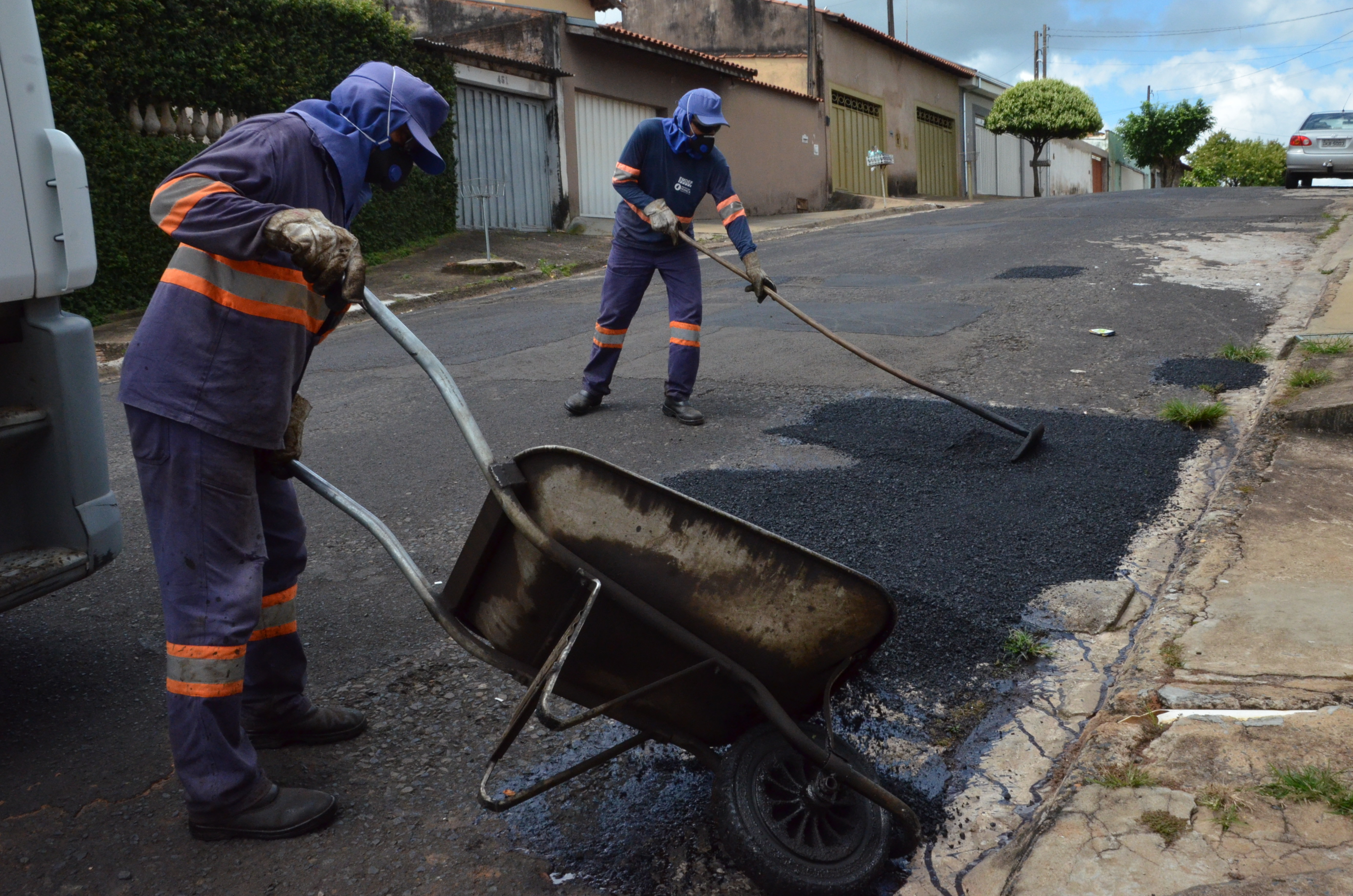 Equipes de remendos trabalharam nesse sábado