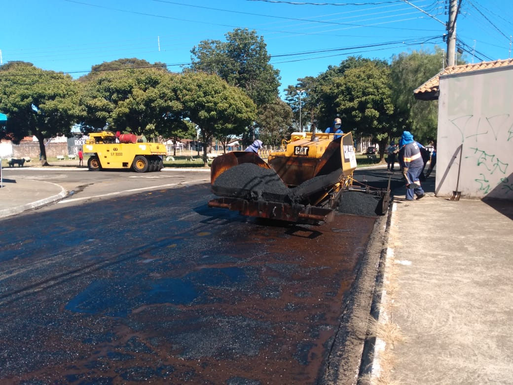 Prefeitura faz recapeamento no Horto e Jardim Noêmia