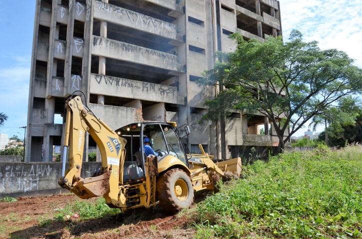 Prefeitura inicia recuperação de prédio doado pelo Estado