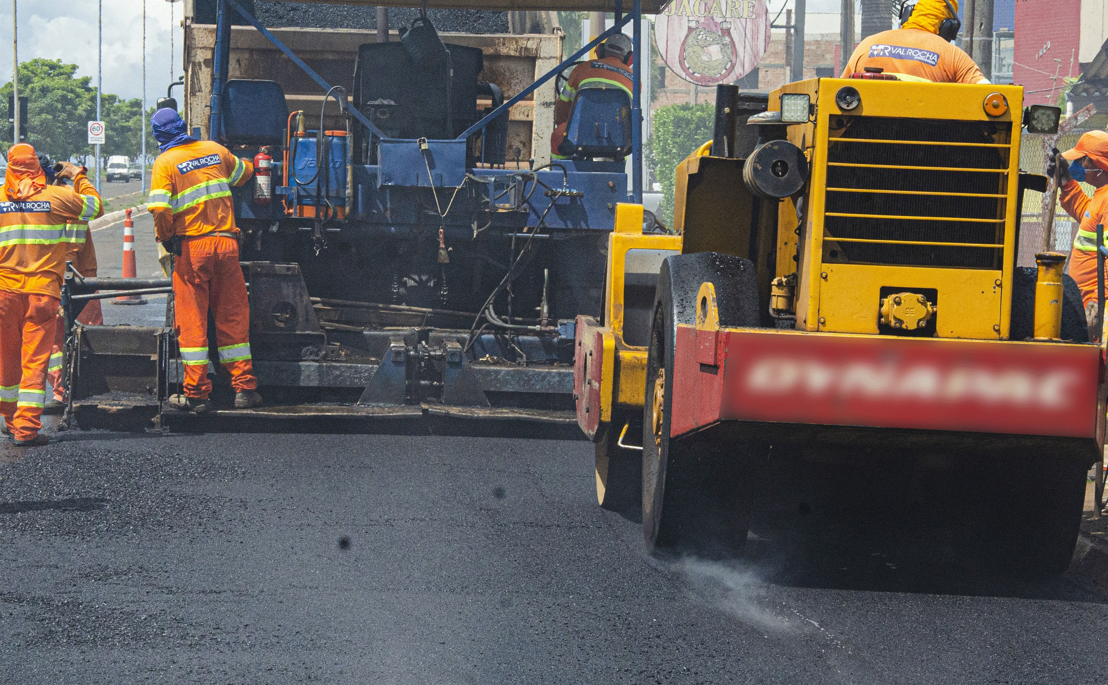 Recapeamento avança na Severino Meirelles