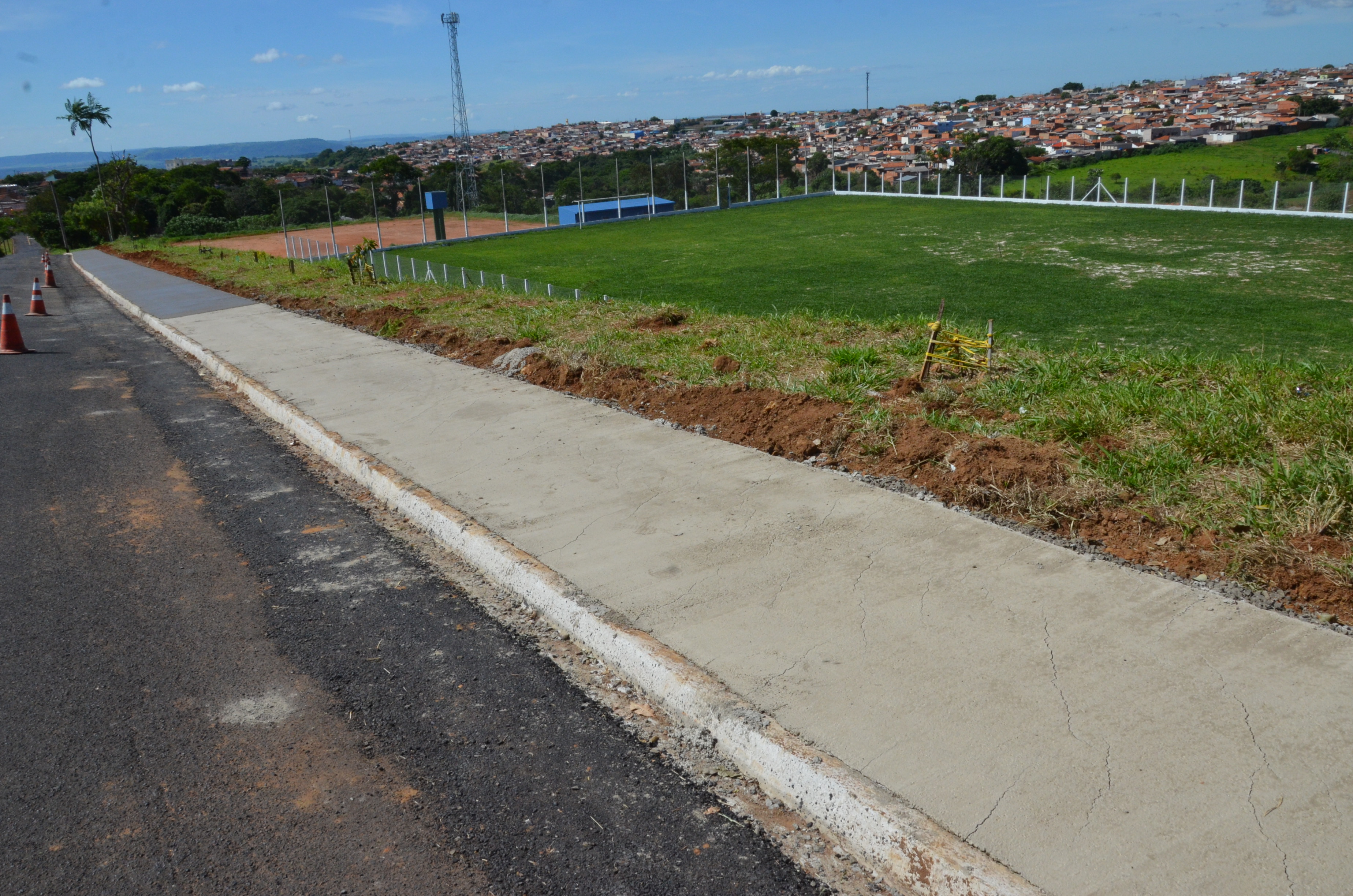 Prefeitura implanta calçadas em Centro de Esportes do Aeroporto 2