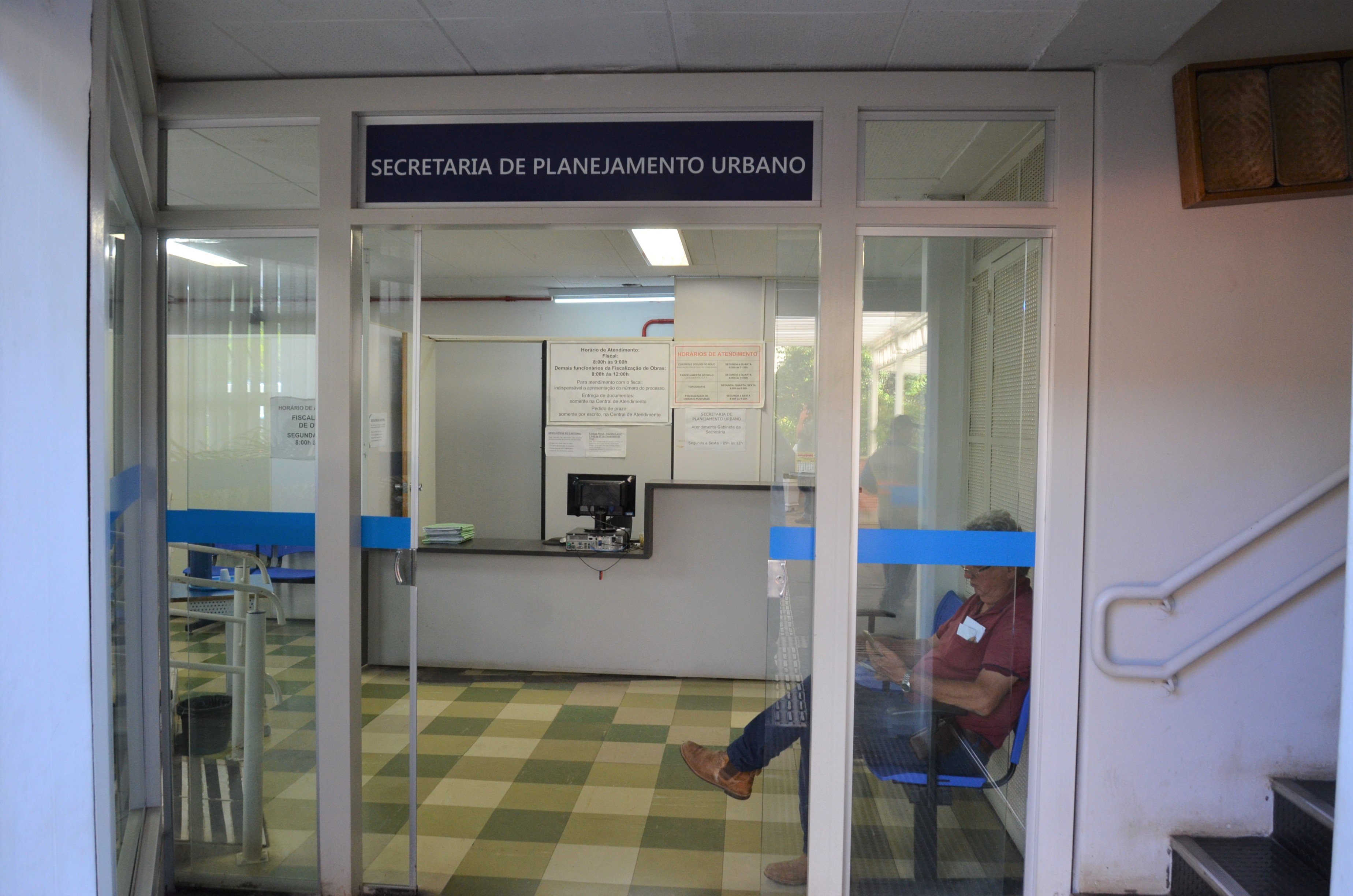 Prefeitura publica lei para legalizar construções irregulares e clandestinas