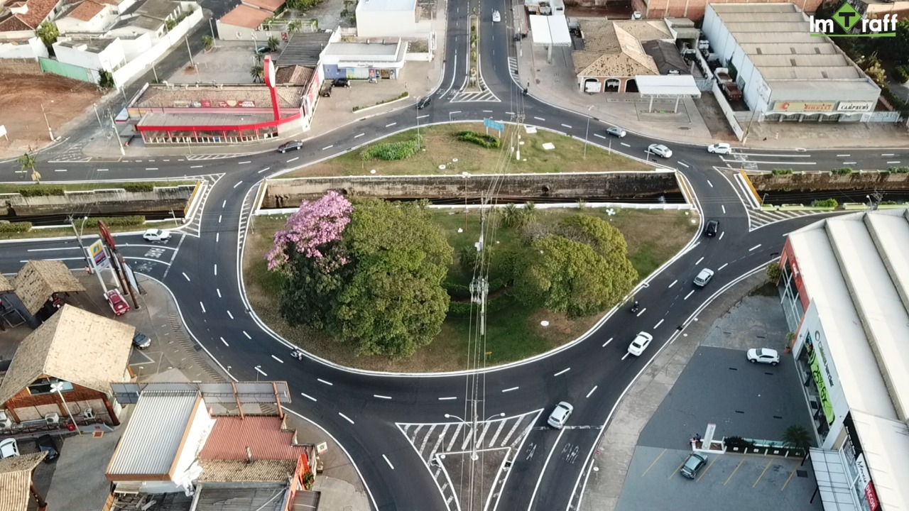 Projeto indicará qual melhor solução para rotatória do Champagnat