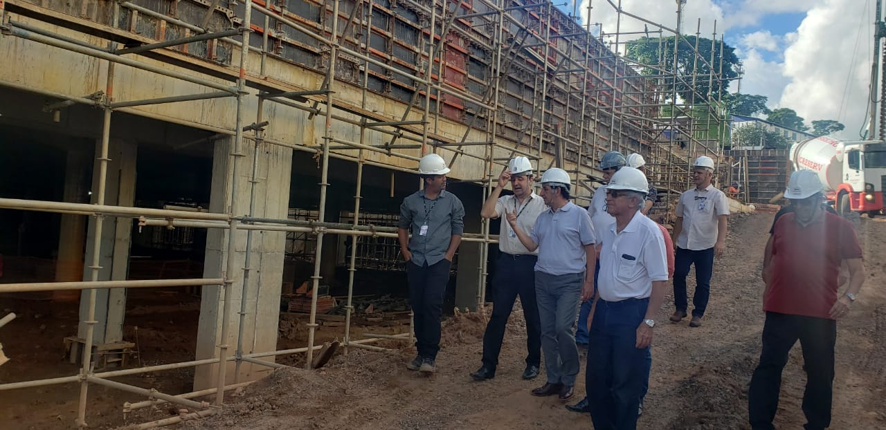 Prefeito visita futuras instalações do Sesc/Franca