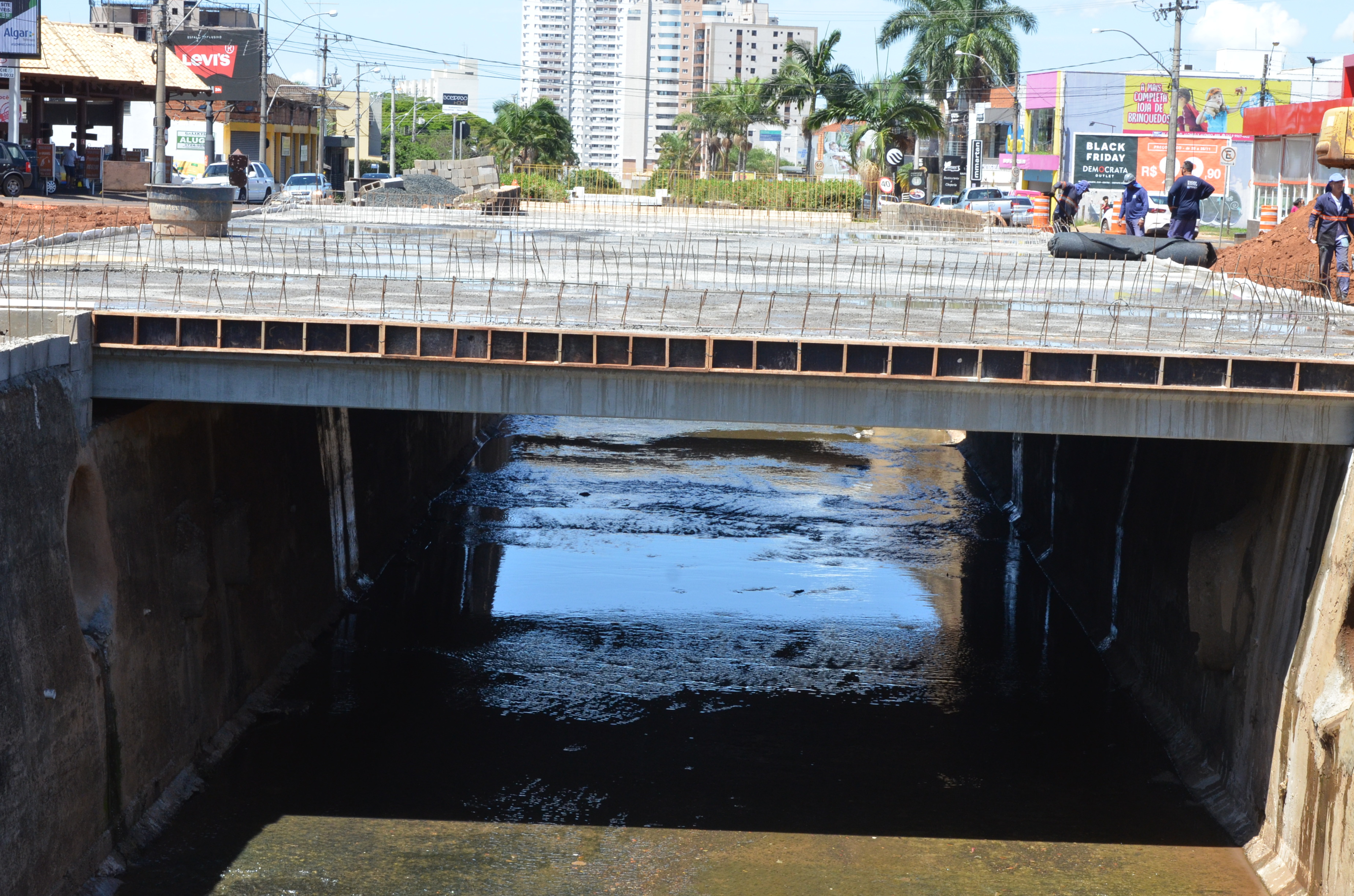 Complexo Viário recebe primeiras alças