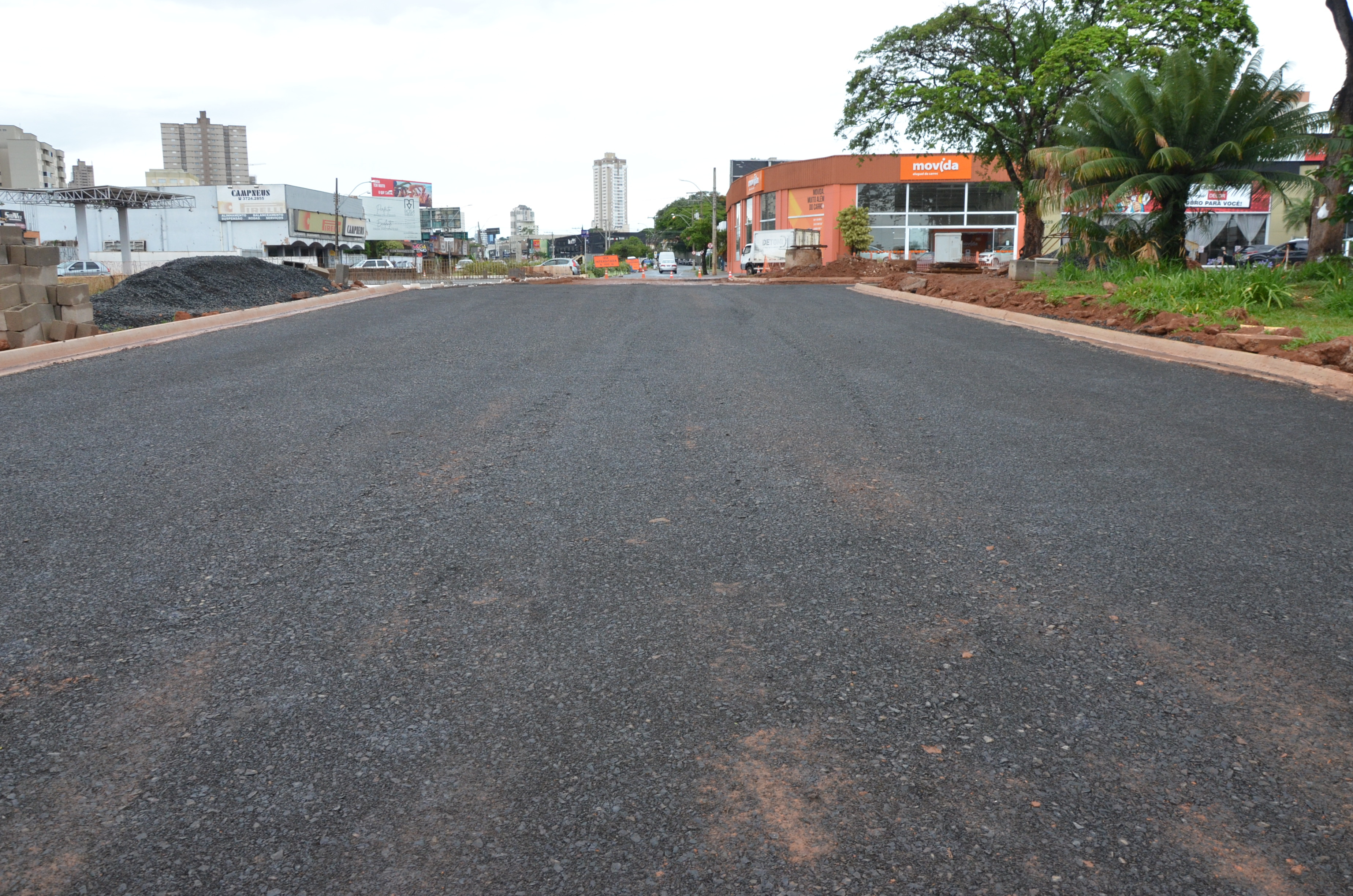 Complexo Viário do Champagnat começa ser asfaltado