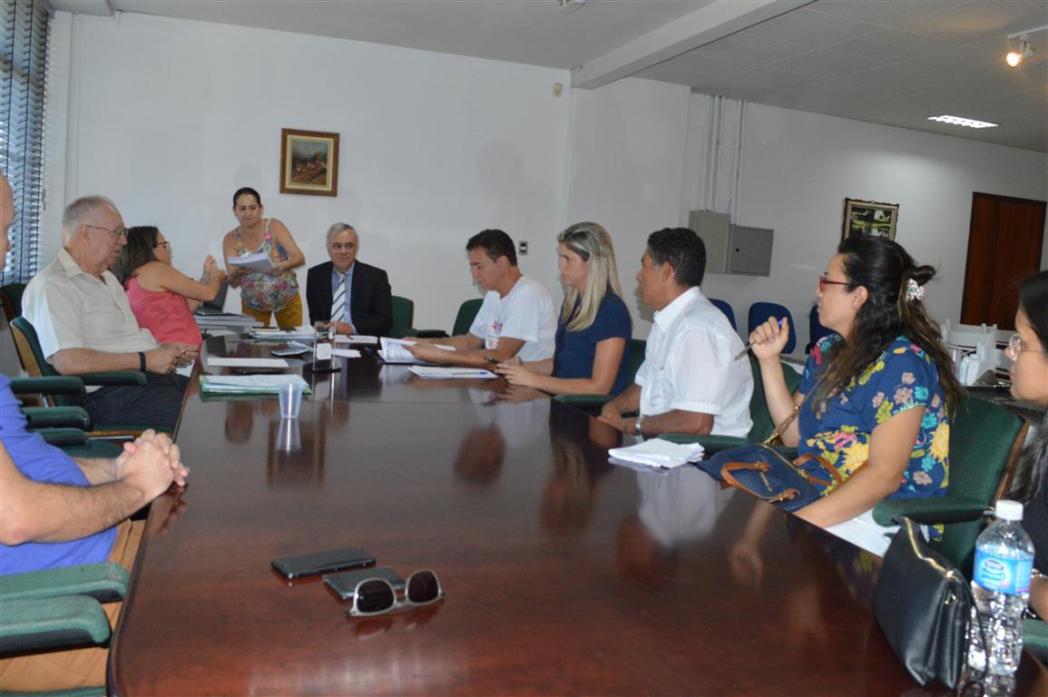 Prefeitura e Servidores celebram acordo