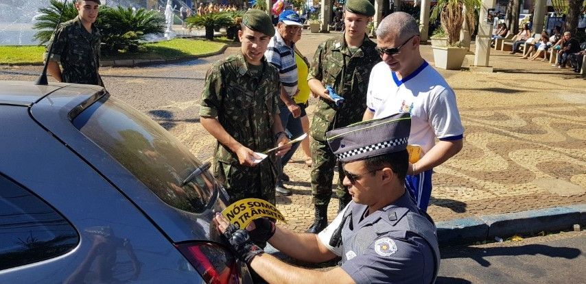Maio Amarelo inicia com ações de conscientização no trânsito