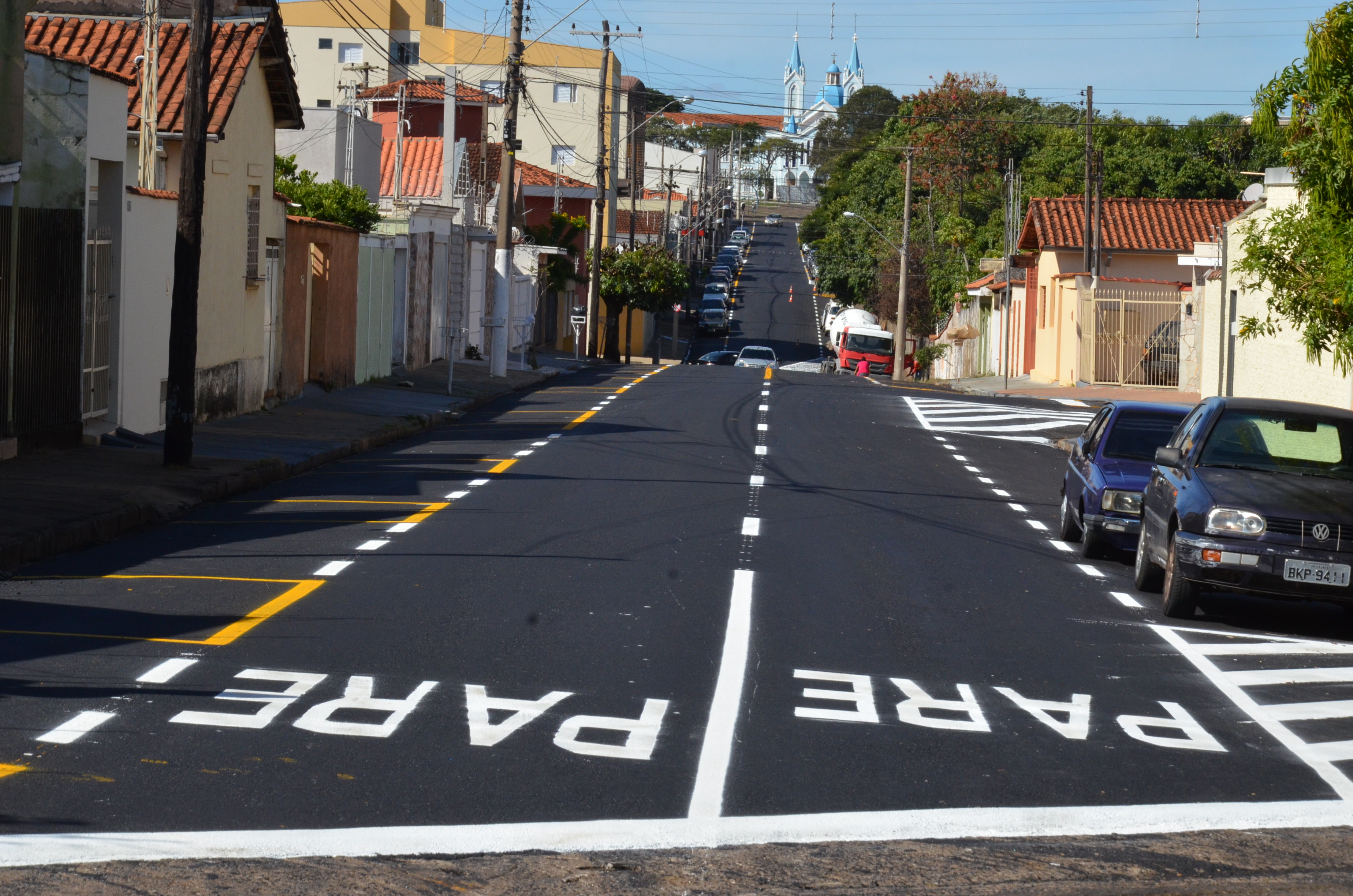Prefeitura faz mais de 6 mil m² de sinalização urbana
