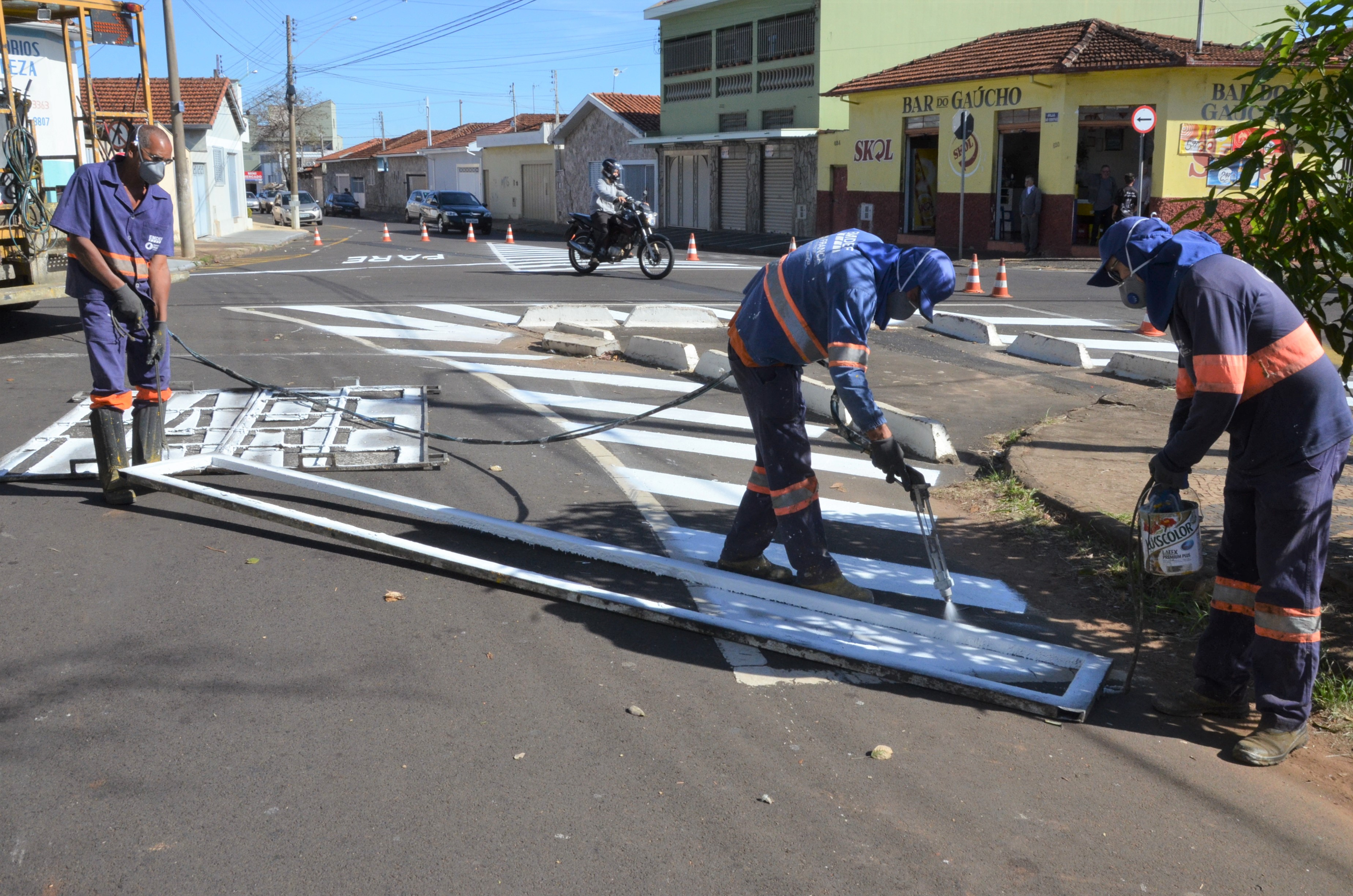 Prefeitura intensifica sinalização das vias públicas