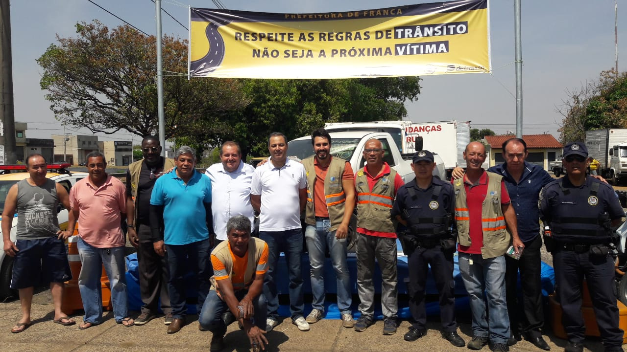 Campanha do Trânsito mobiliza população no centro