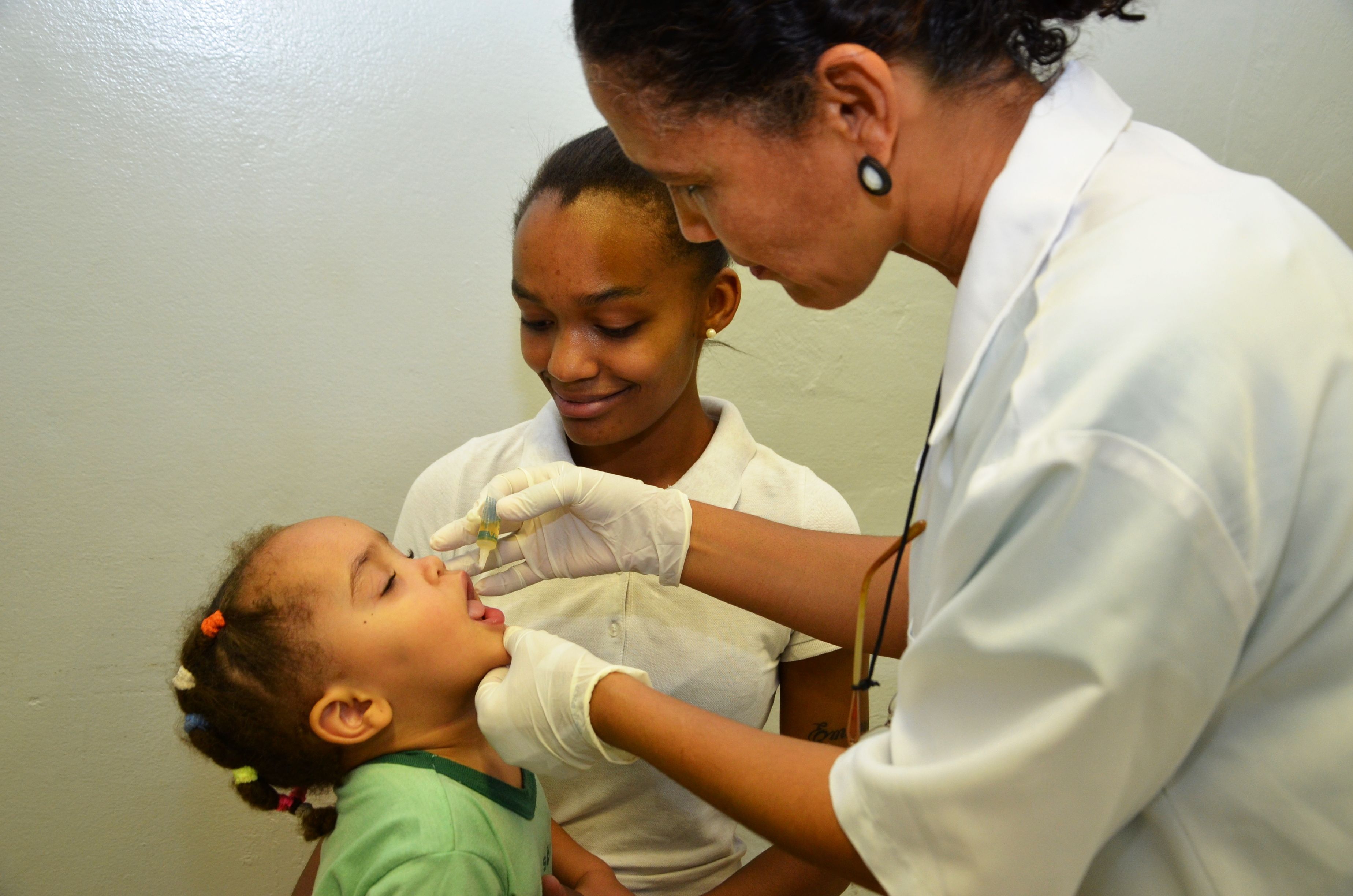 Sábado tem dia D contra pólio e sarampo