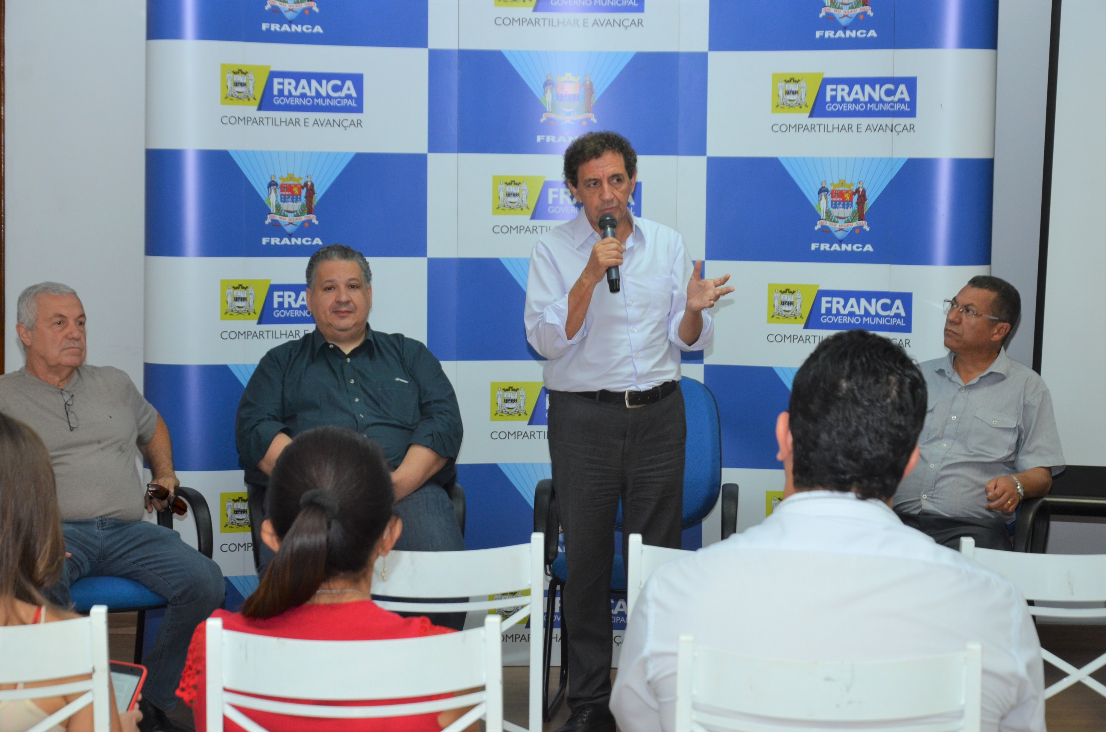 Prefeitura dobra média de eletivas e anuncia novo mutirão de cirurgias