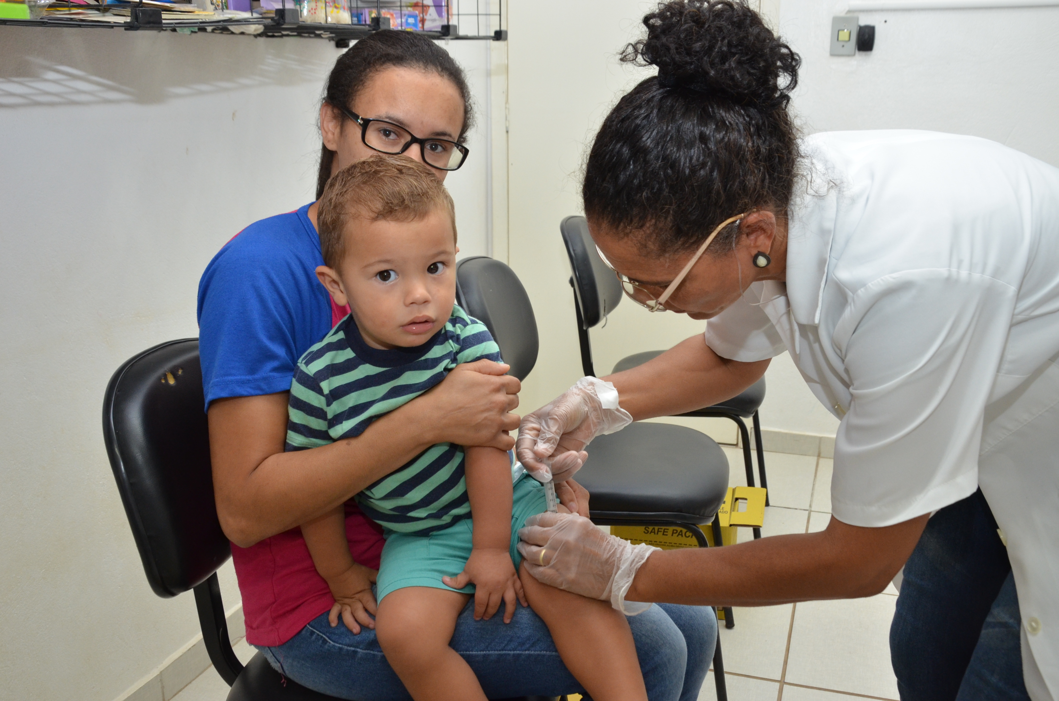 Creches começam a receber vacinação contra a gripe