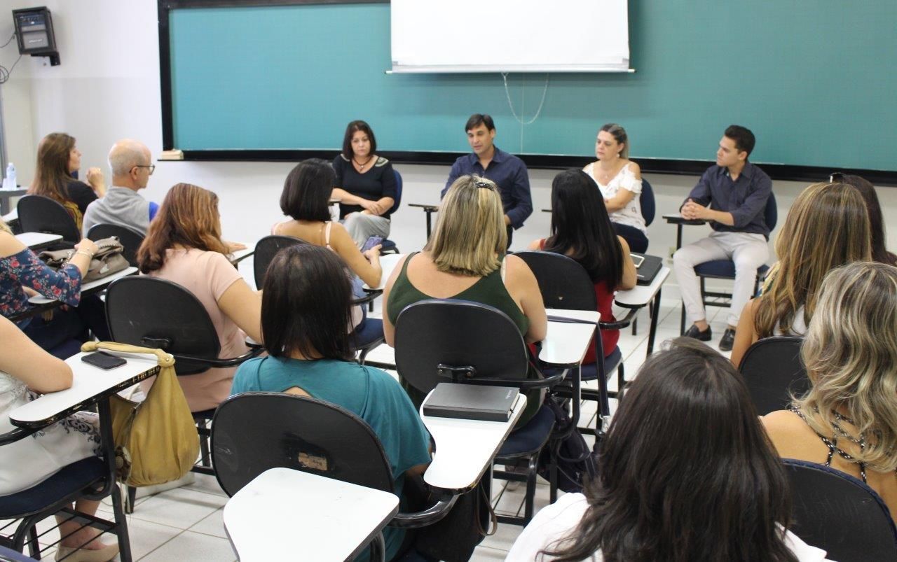 Psicólogos recebem certificados do Educação Continuada