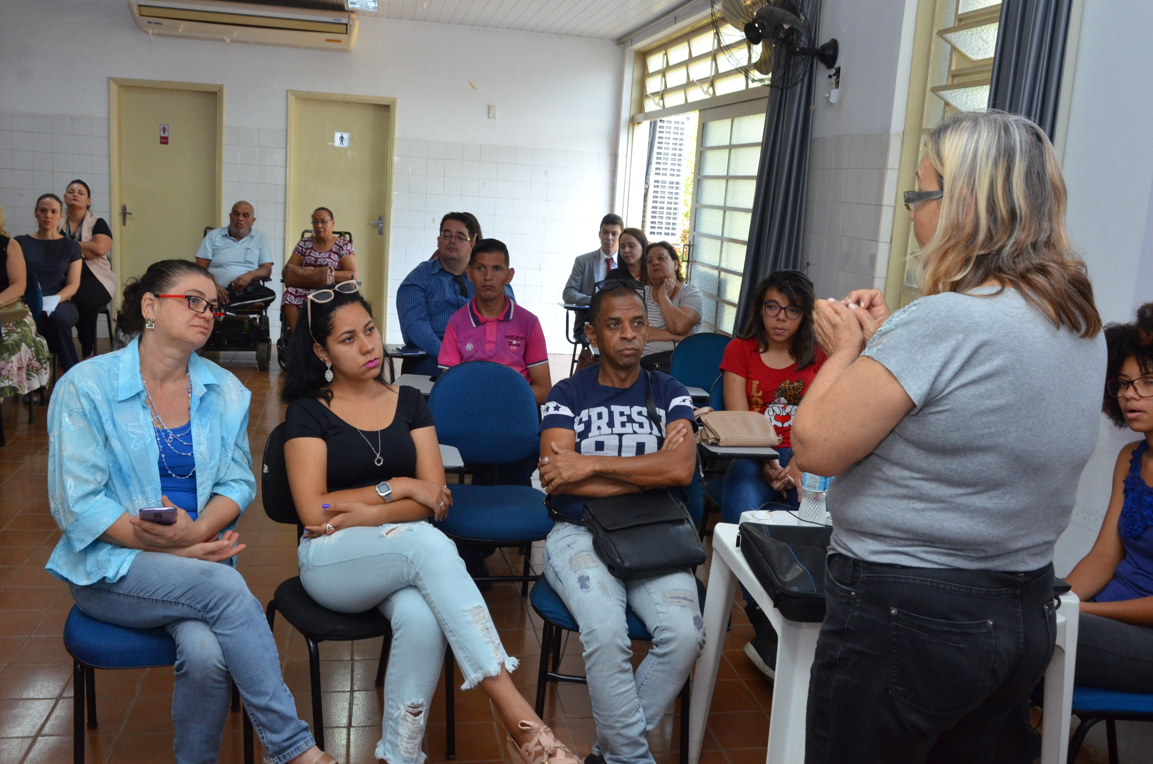 Prefeito empossa Conselho da Pessoa com Deficiência