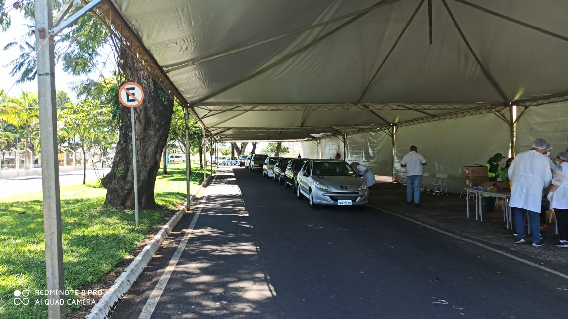 Prefeitura oferece Drive Thru para vacinar idosos no Póli a partir de terça-feira