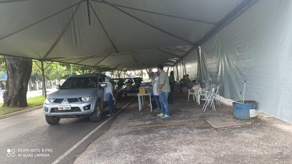 Vacinação de idosos segue nesta quarta-feira