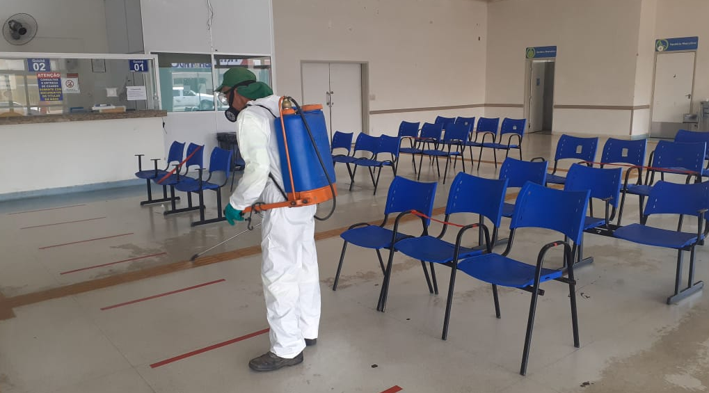 Prefeitura mantém higienização em ambientes públicos