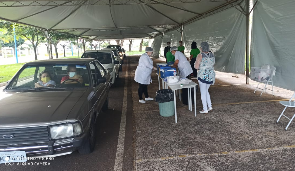 Prefeitura segue com vacinação para os idosos
