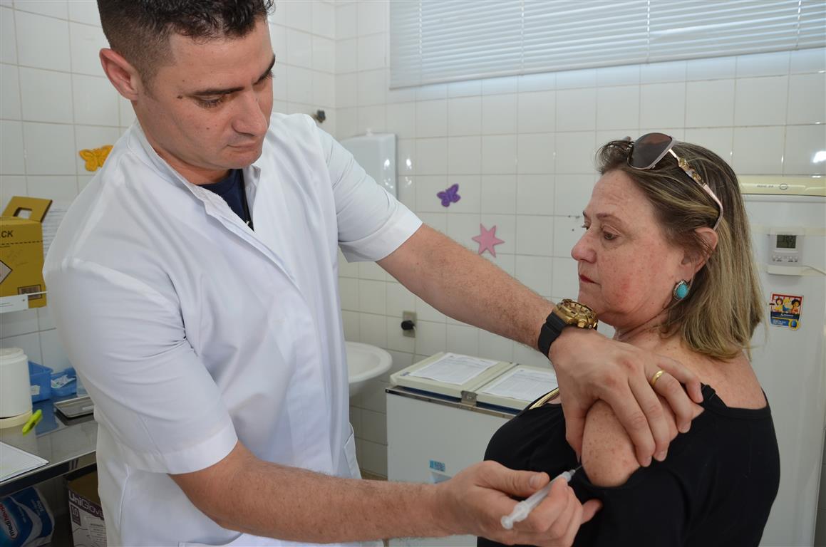 Secretaria de Saúde adere à Campanha Nacional de Multivacinação