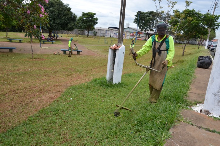 Secretaria faz mutirão de limpeza em Parque no Paulistano