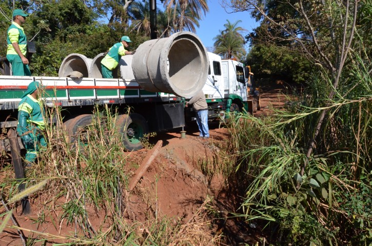Estrada do Pulicano recebe manutenção
