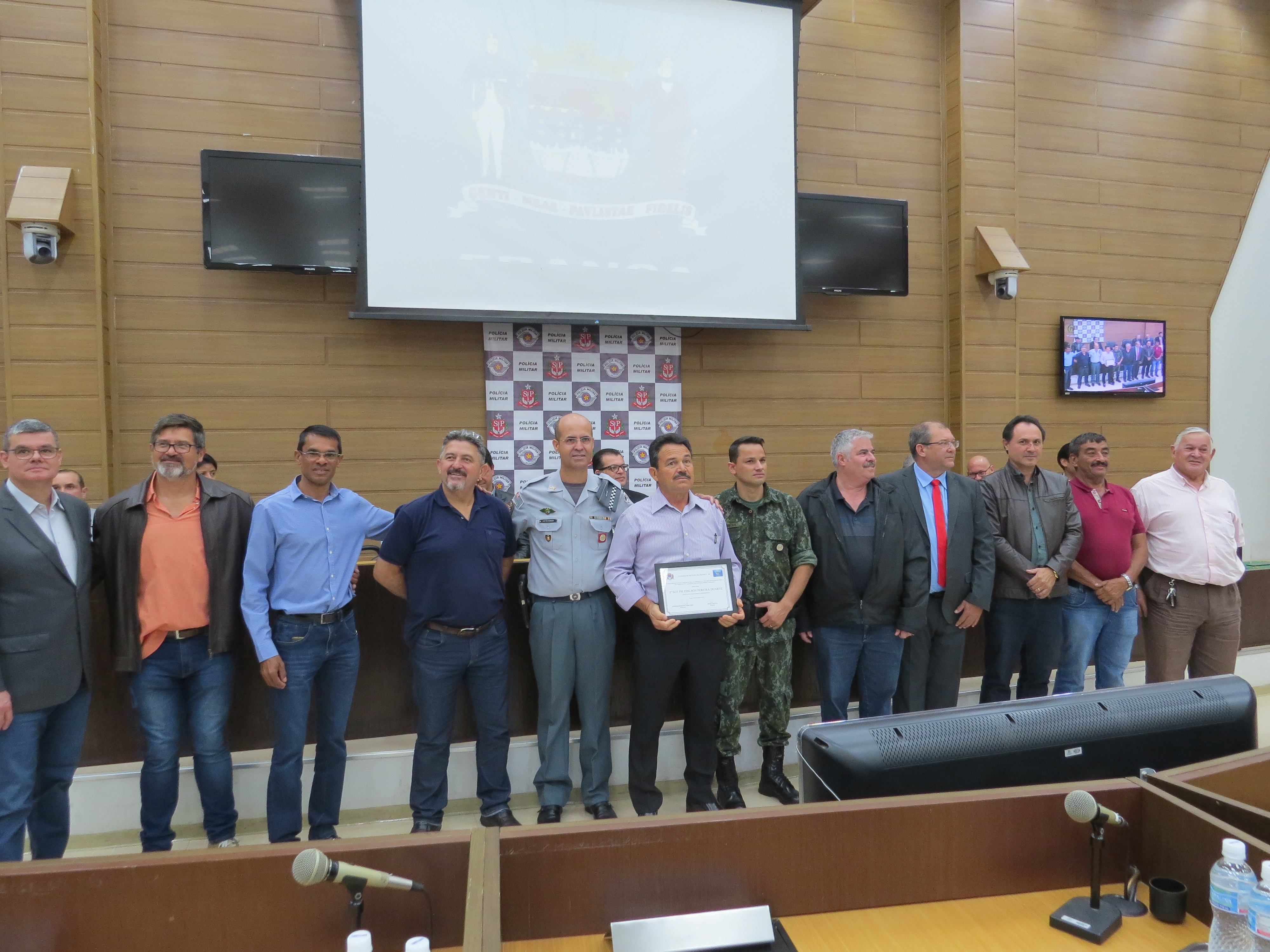 Homenagens marcam fim da Semana Ambiental