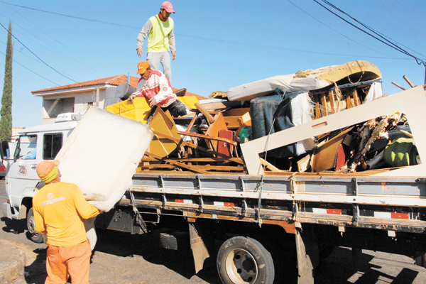 Neste sábado tem Arrastão da Limpeza em 61 bairros