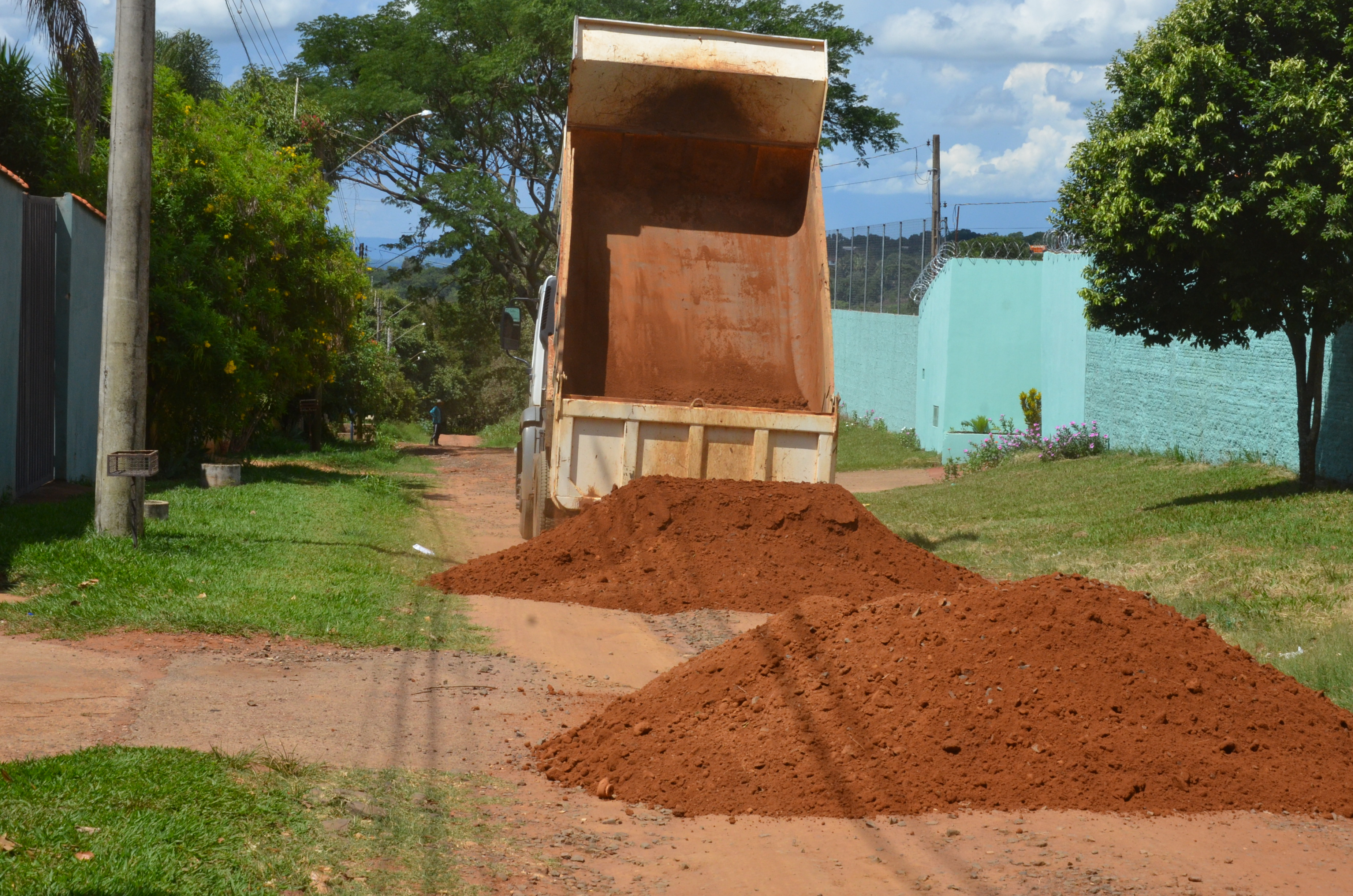 Prefeitura realiza manutenção no Recanto Fortuna