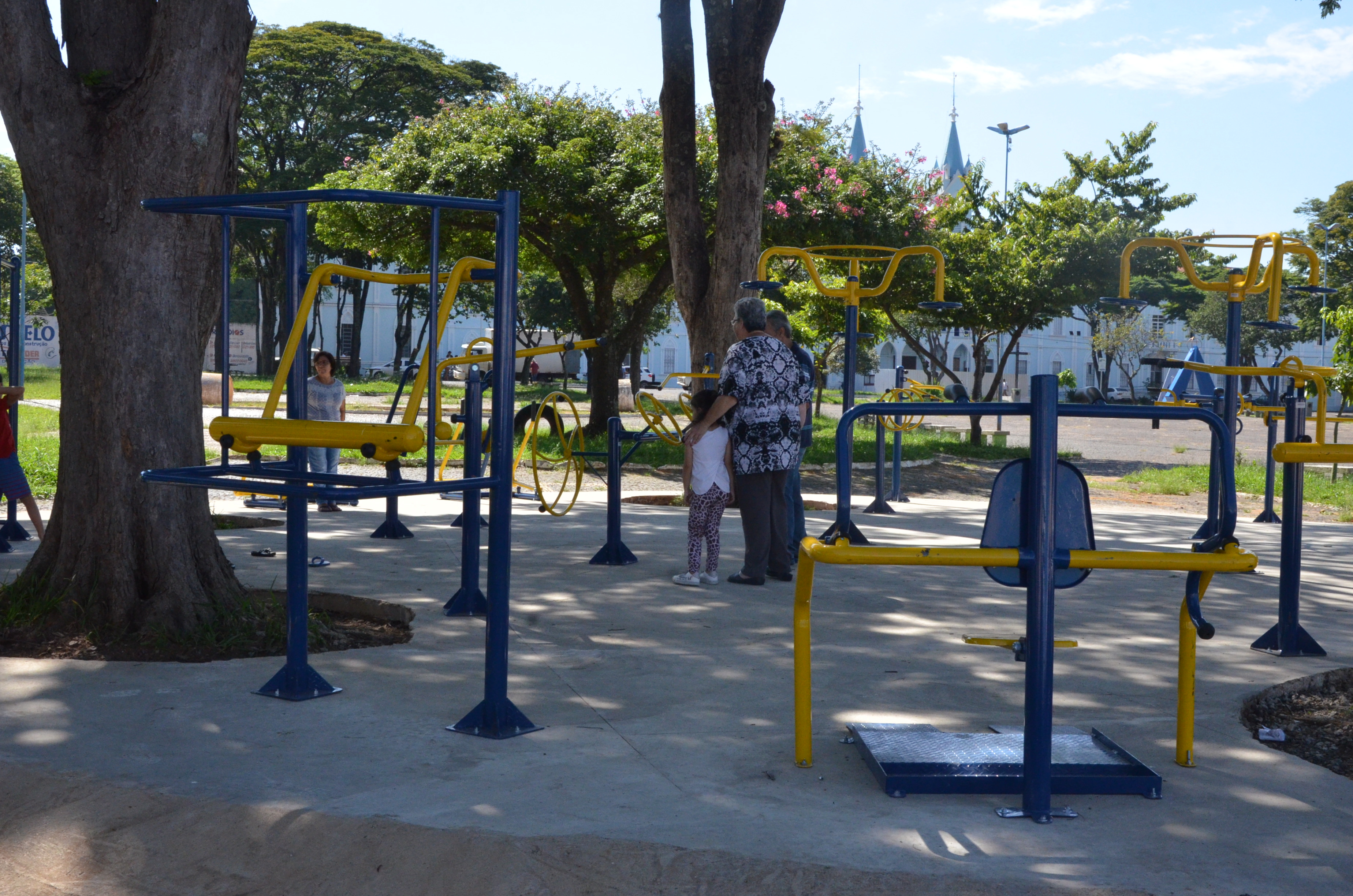 Prefeitura instala Academia para cadeirantes na Capelinha