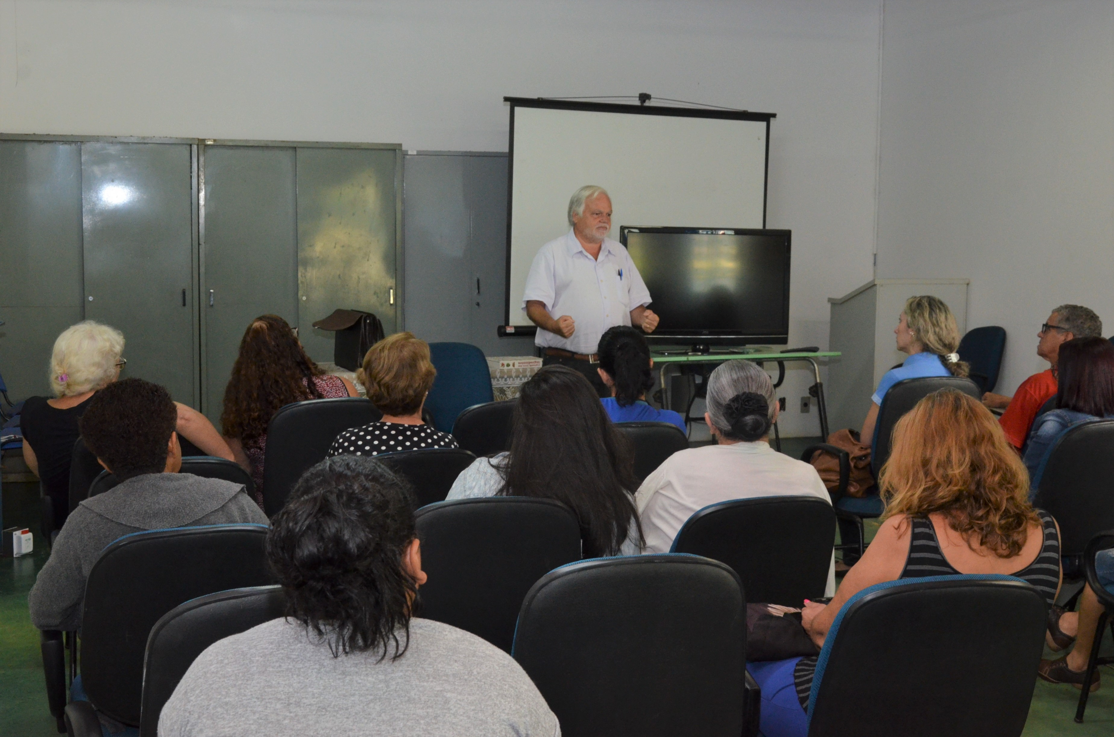 Curso de plantas medicinais e condimentos