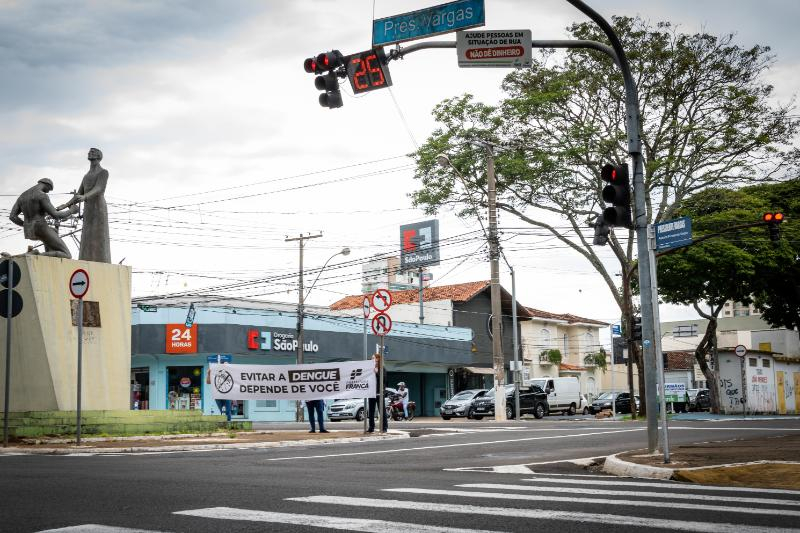 Saúde segue com campanha de conscientização e combate à dengue