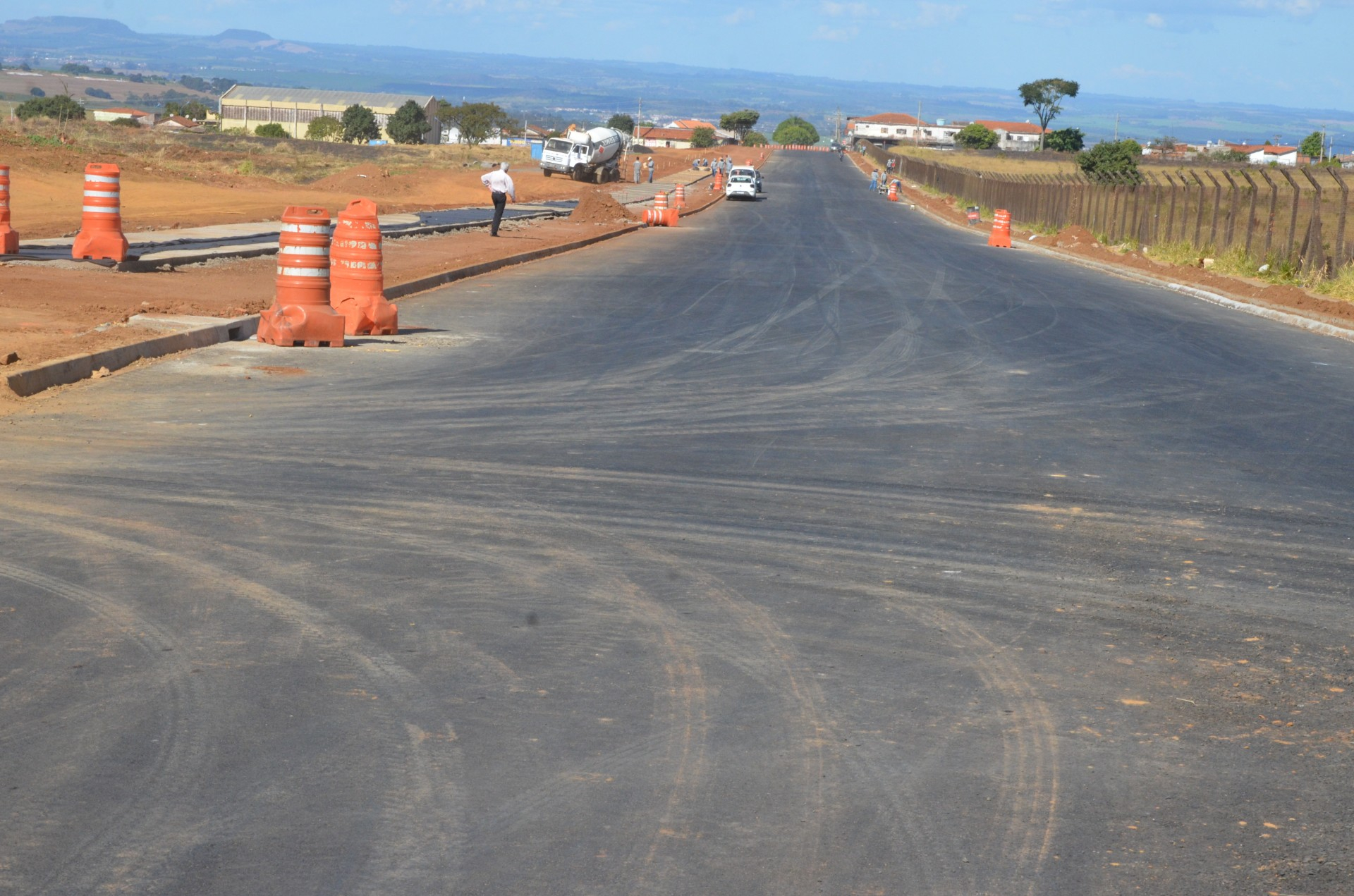 Obras de ampliação da avenida Euclides Vieira Coelho são concluídas
