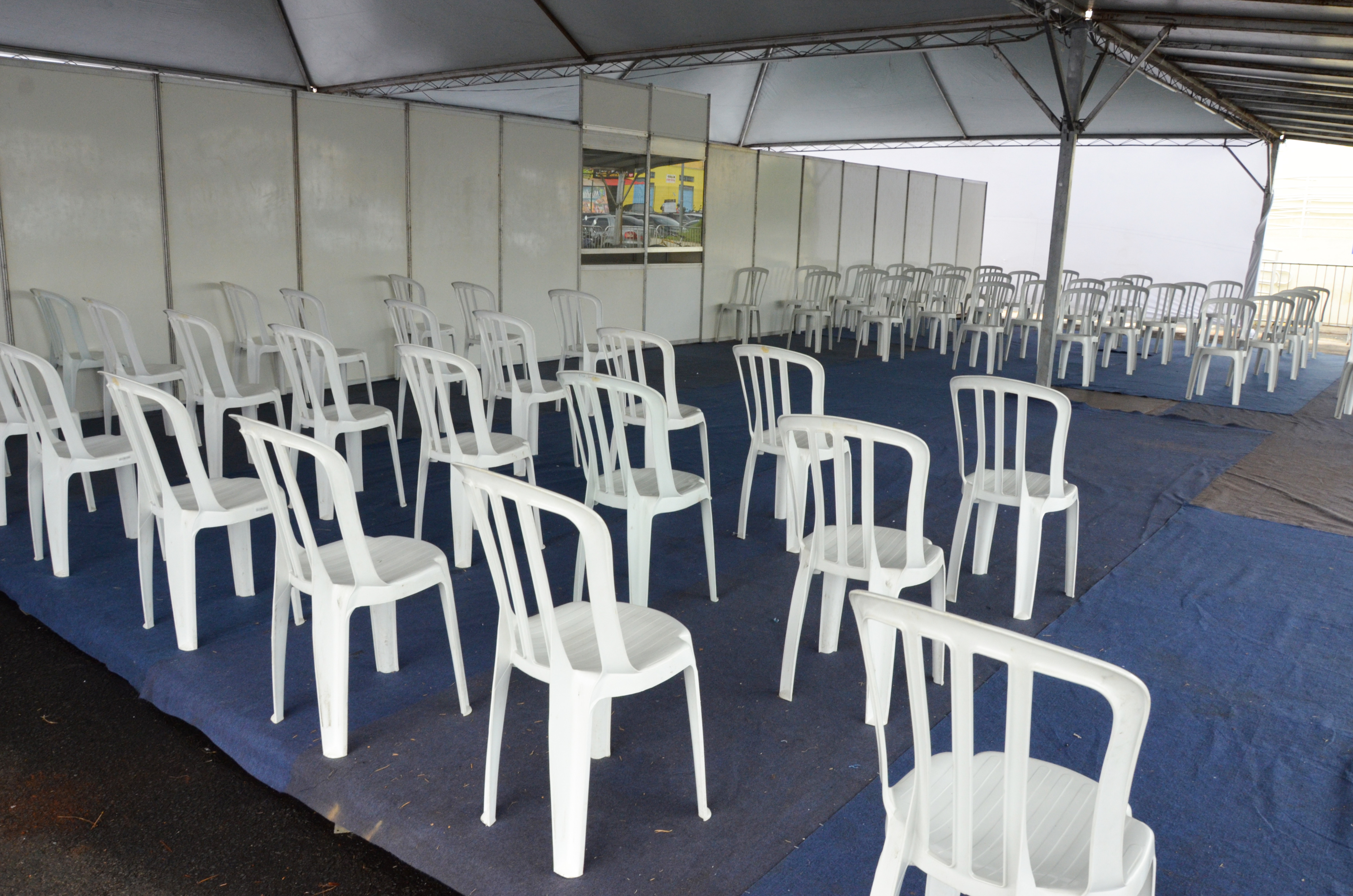 Com queda nos atendimentos, Saúde fecha tenda de testes de Covid